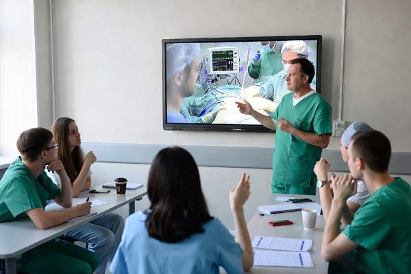 Командная работа как основа хирургической безопасности 